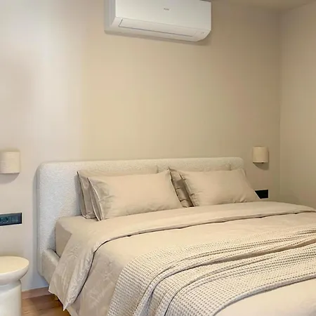 بيت للعطل Luxurious In لابين